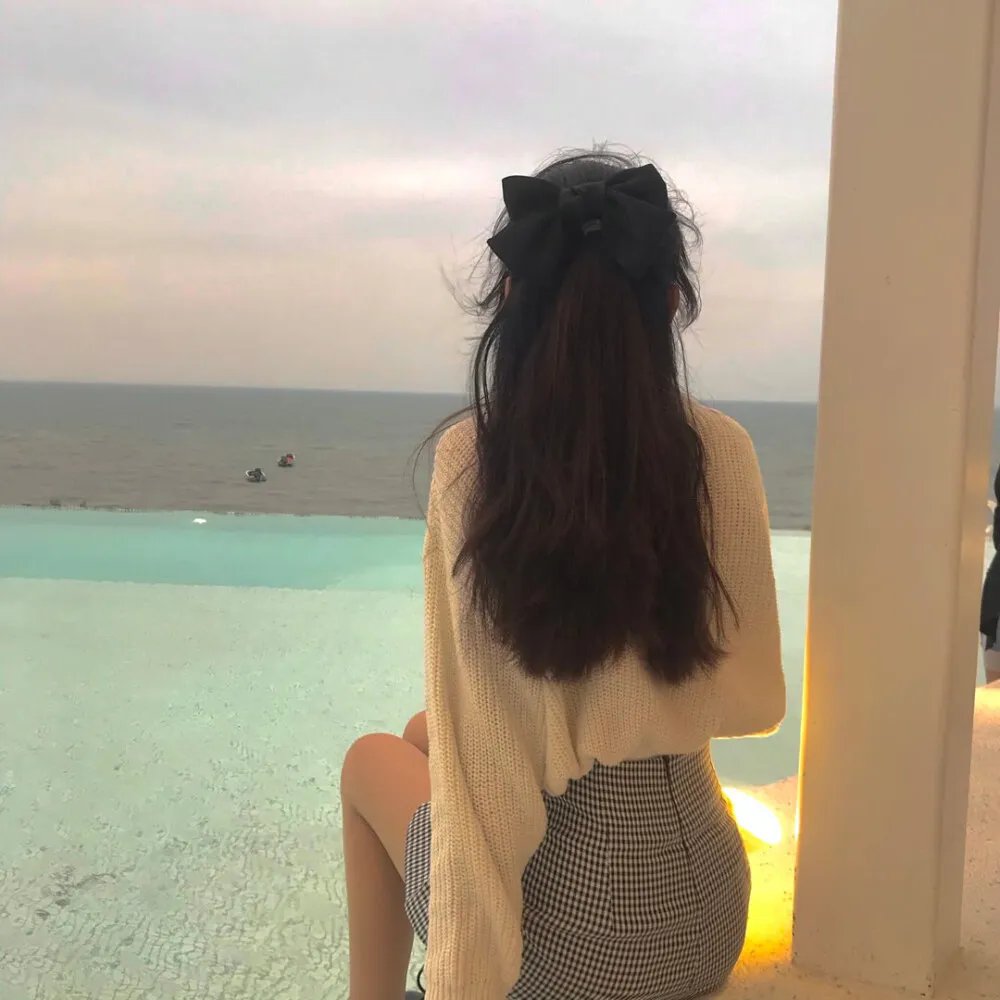 两女之间难为夫